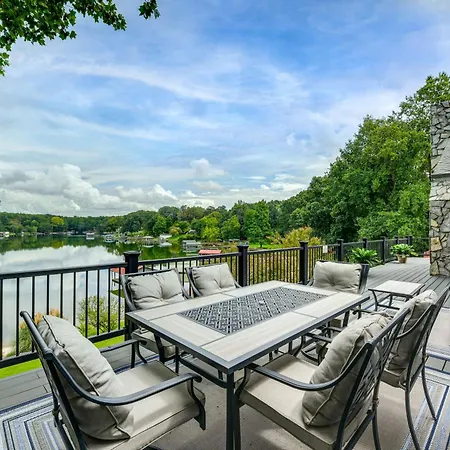 Lakefront Sherrills Ford Haven With Boat Dock!